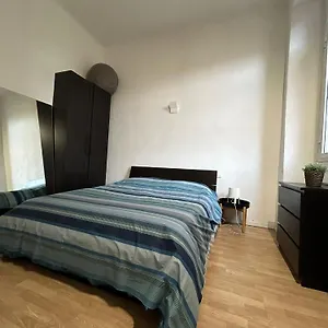 https://ampio-bilocale-sui-navigli-milano.it-lombardy.com