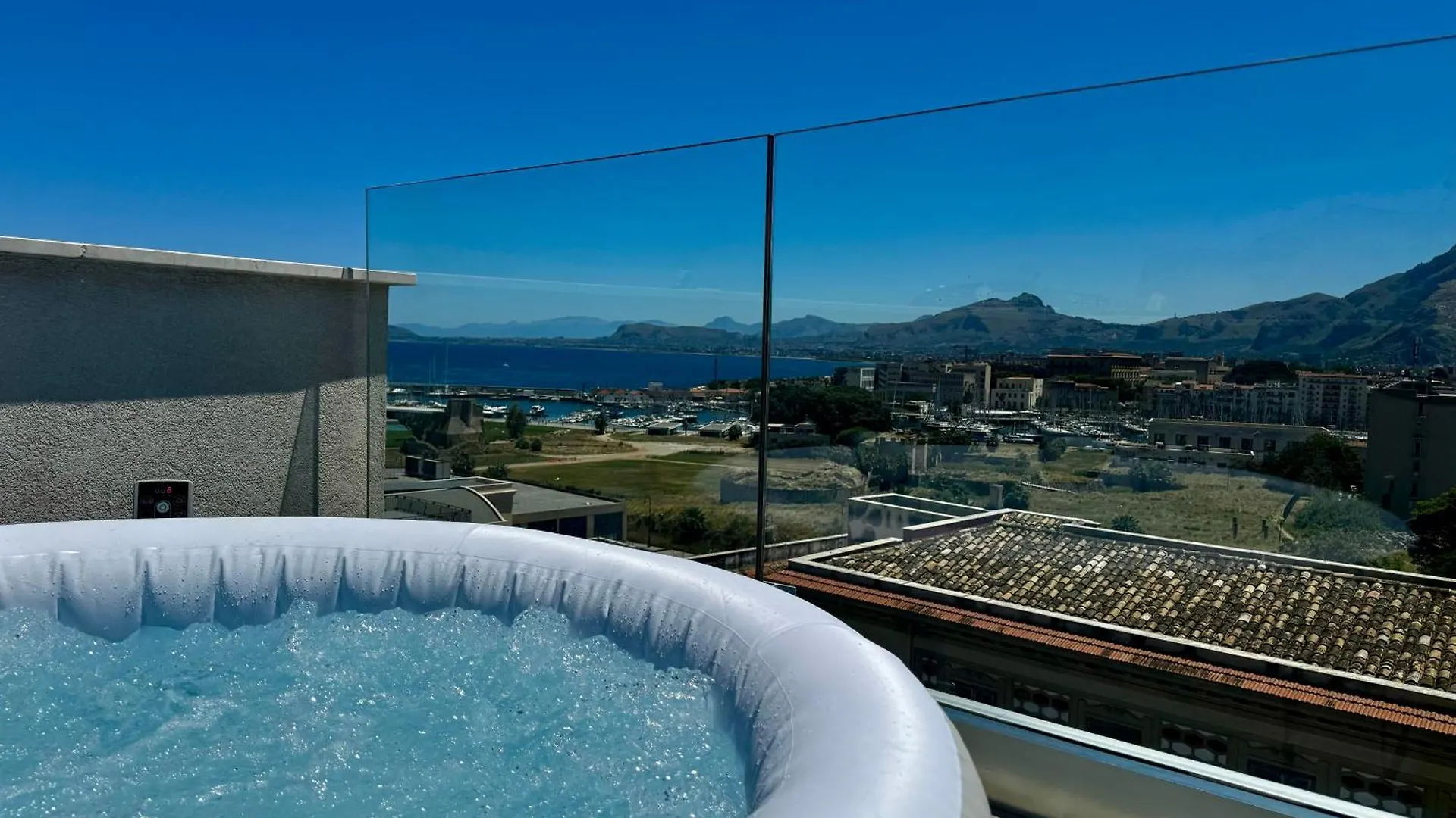 Palermo Inn Marina Exclusive View